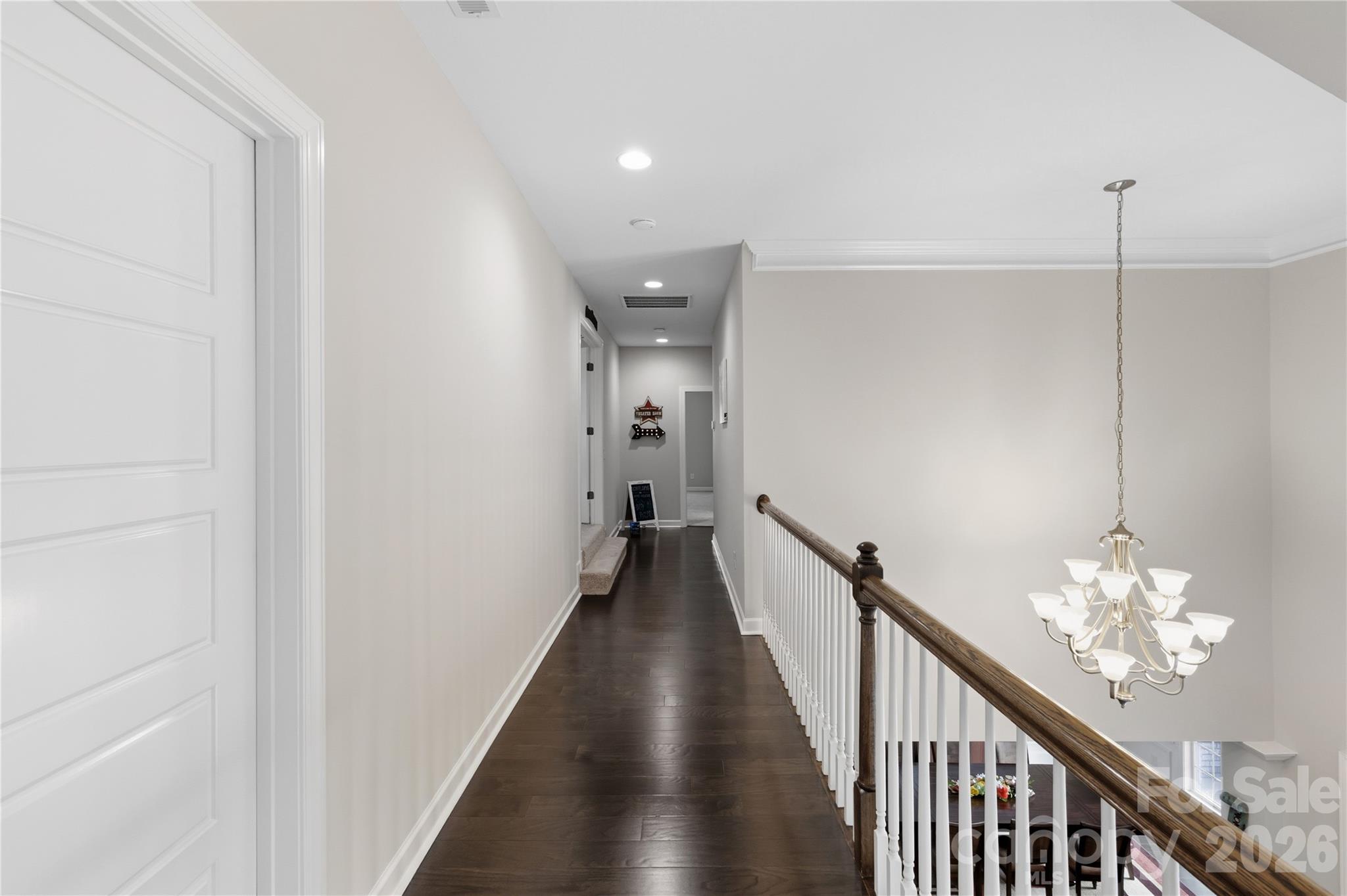 Hollister - Residential