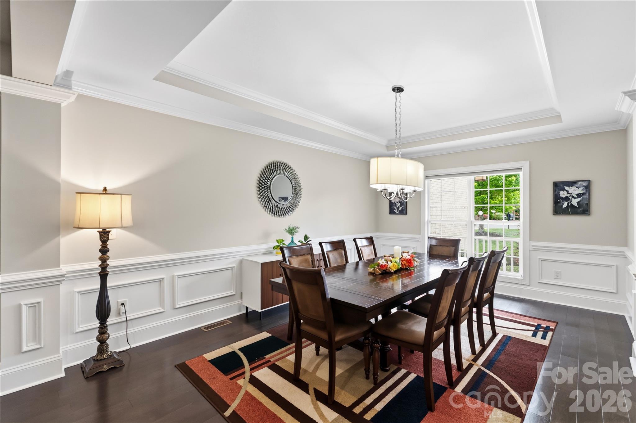 Hollister - Residential
