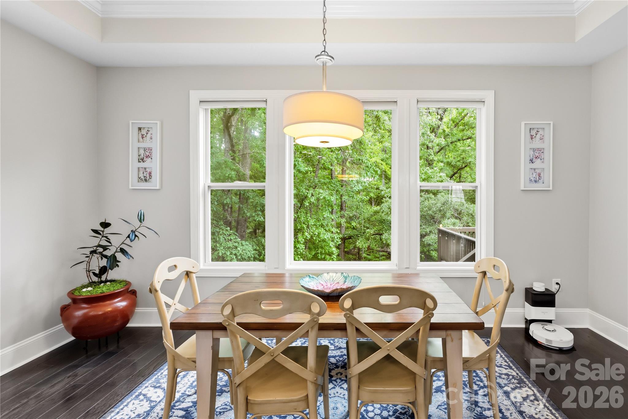 Hollister - Residential
