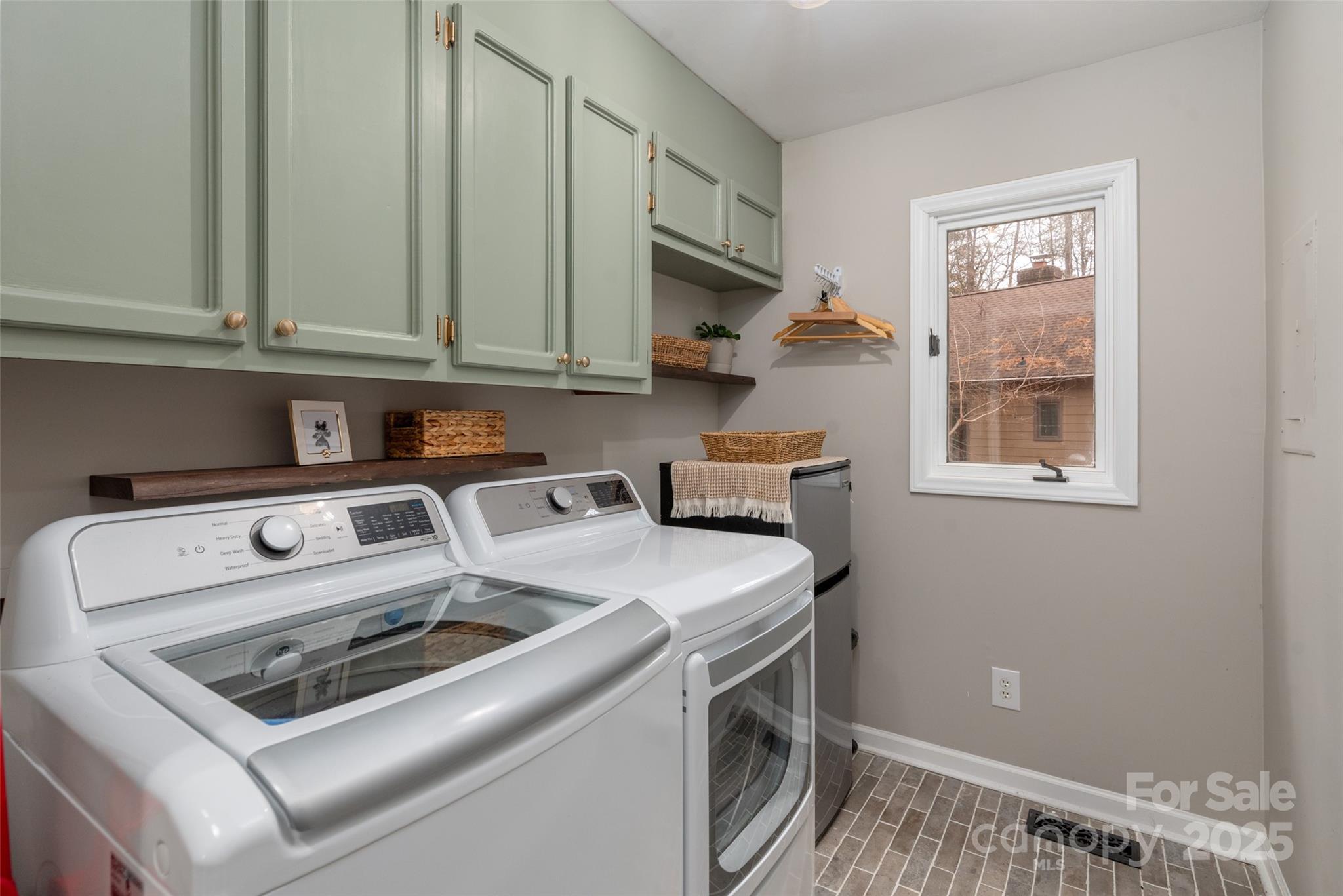 River Hills - Residential