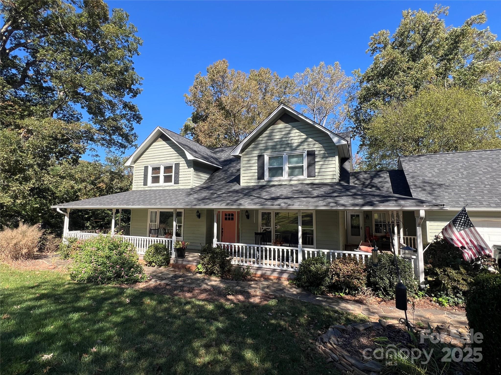 303 Fallingbrook Drive