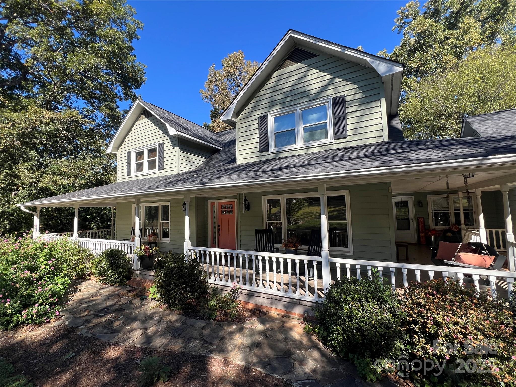 303 Fallingbrook Drive