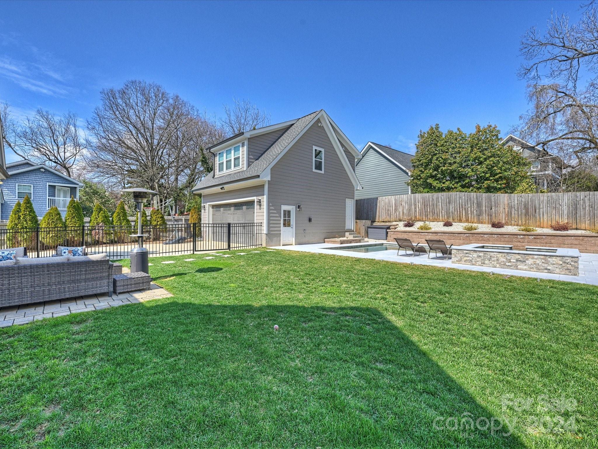 Myers Park - Residential