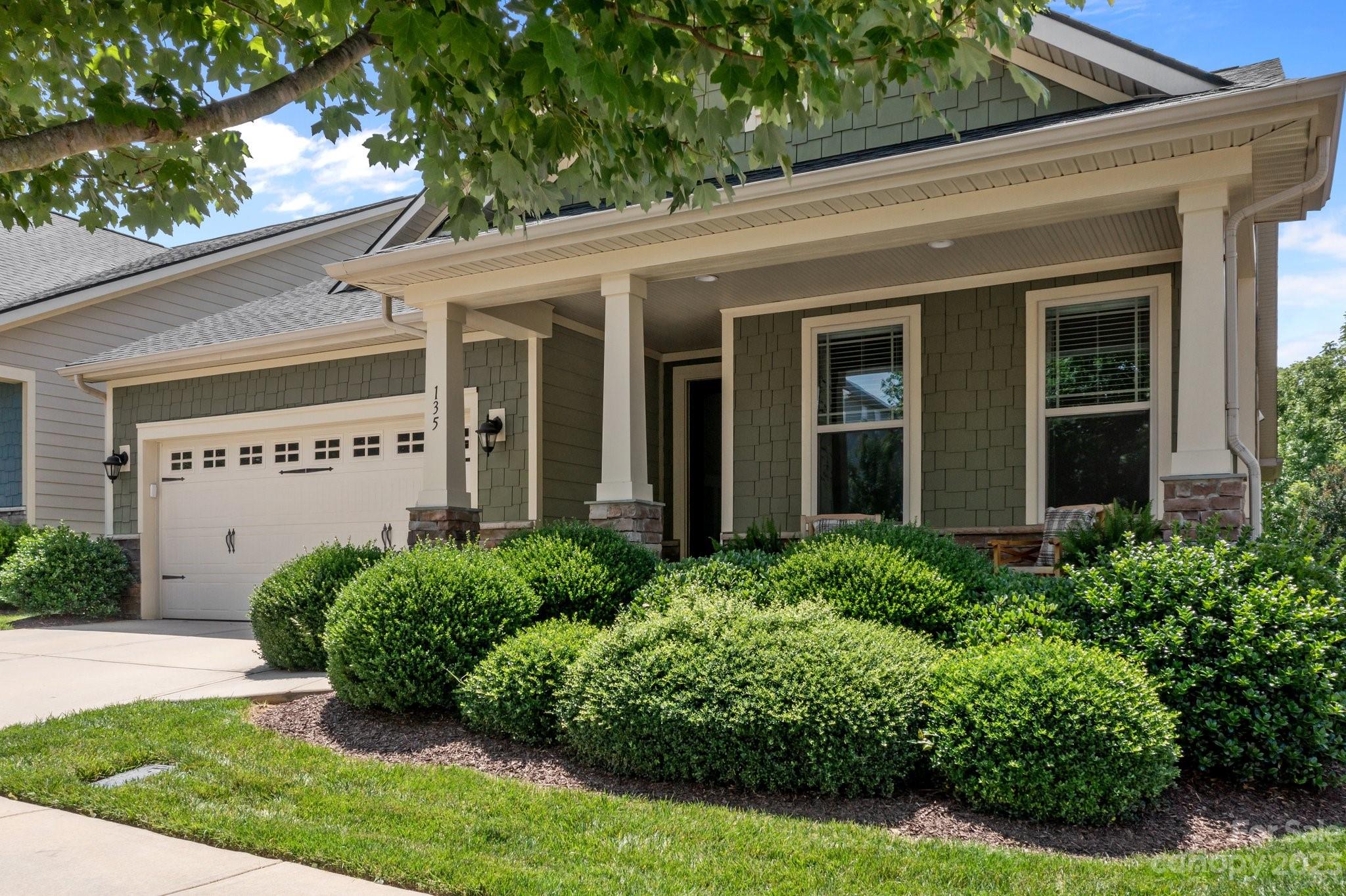 Johnson Manor - Residential