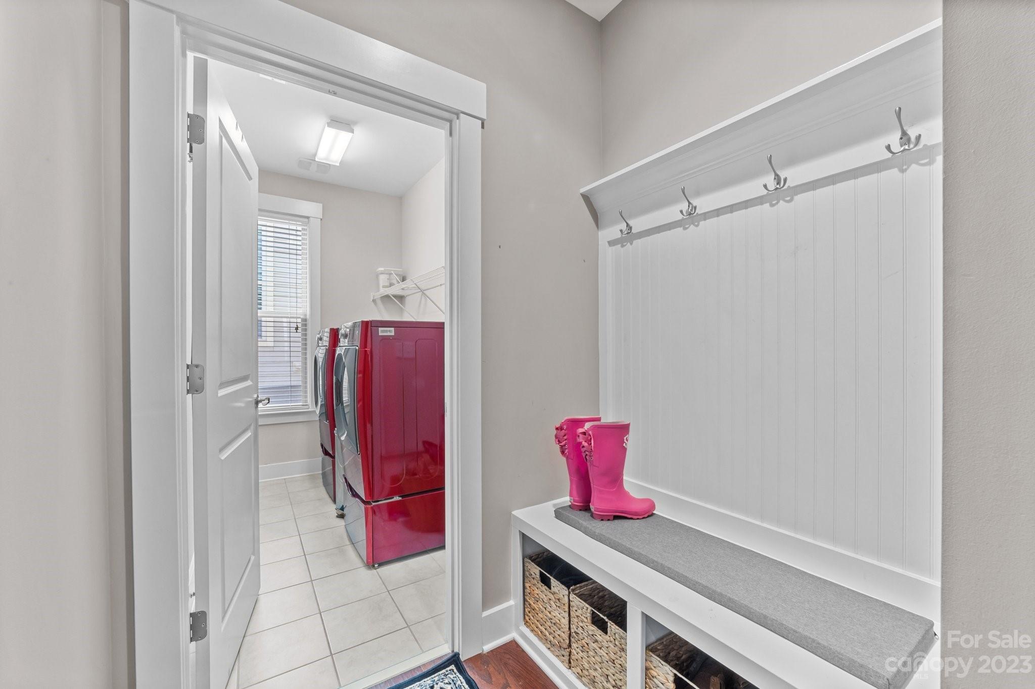 Johnson Manor - Residential