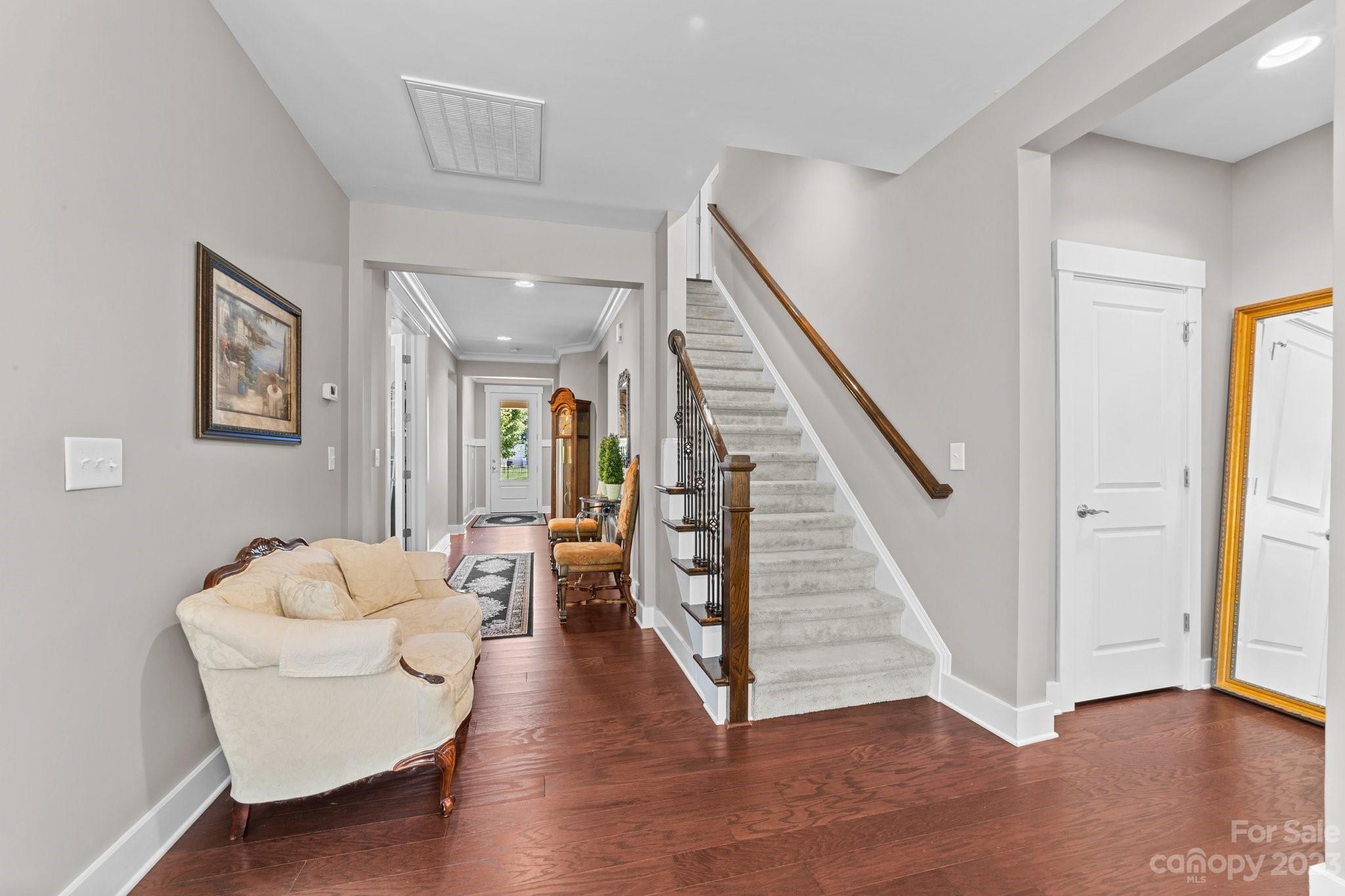 Johnson Manor - Residential