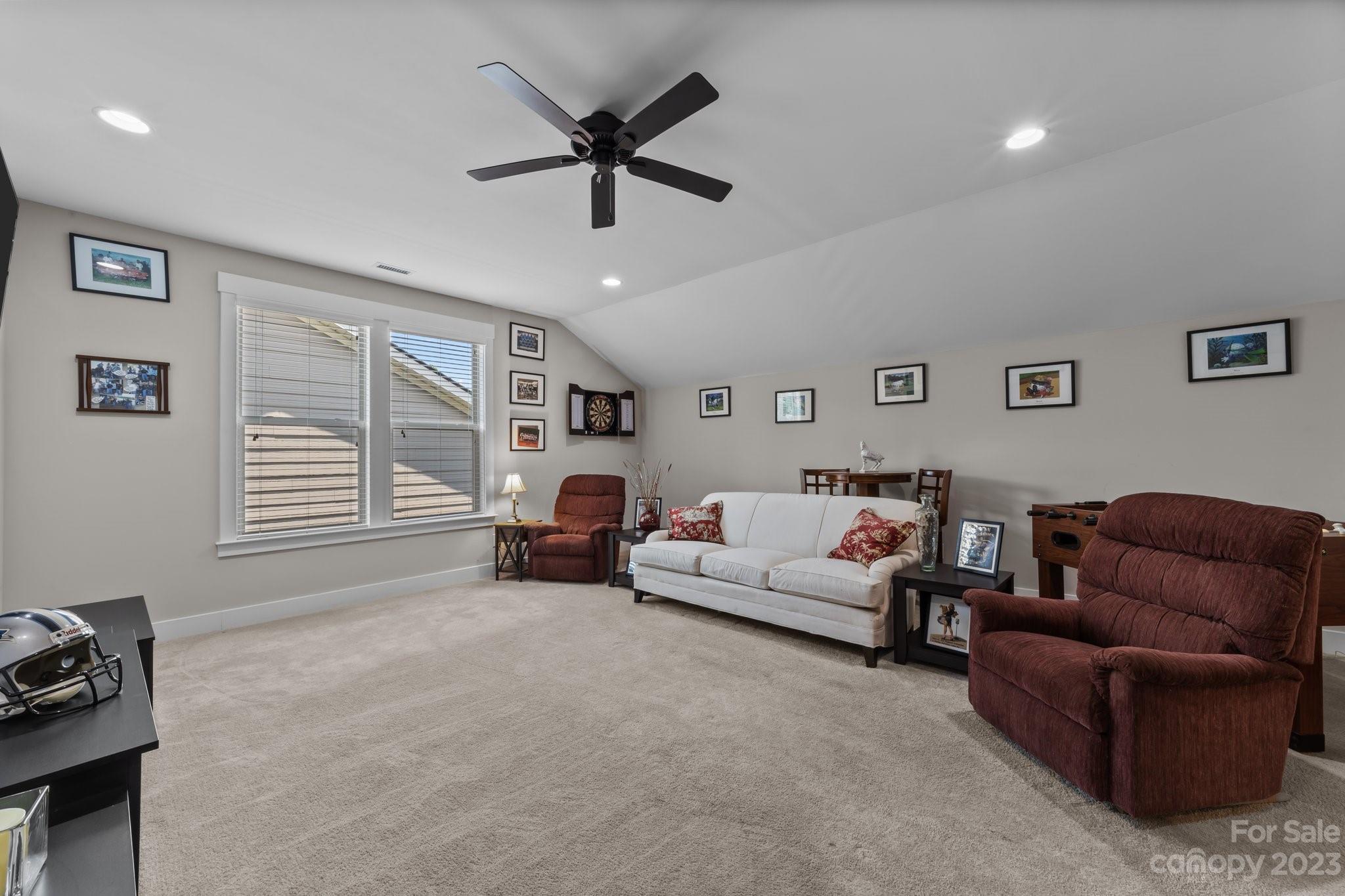 Johnson Manor - Residential