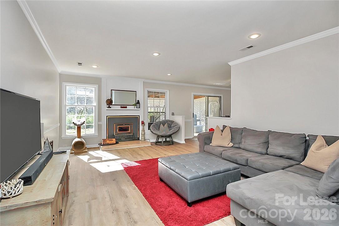 8729 Timbercrest Circle