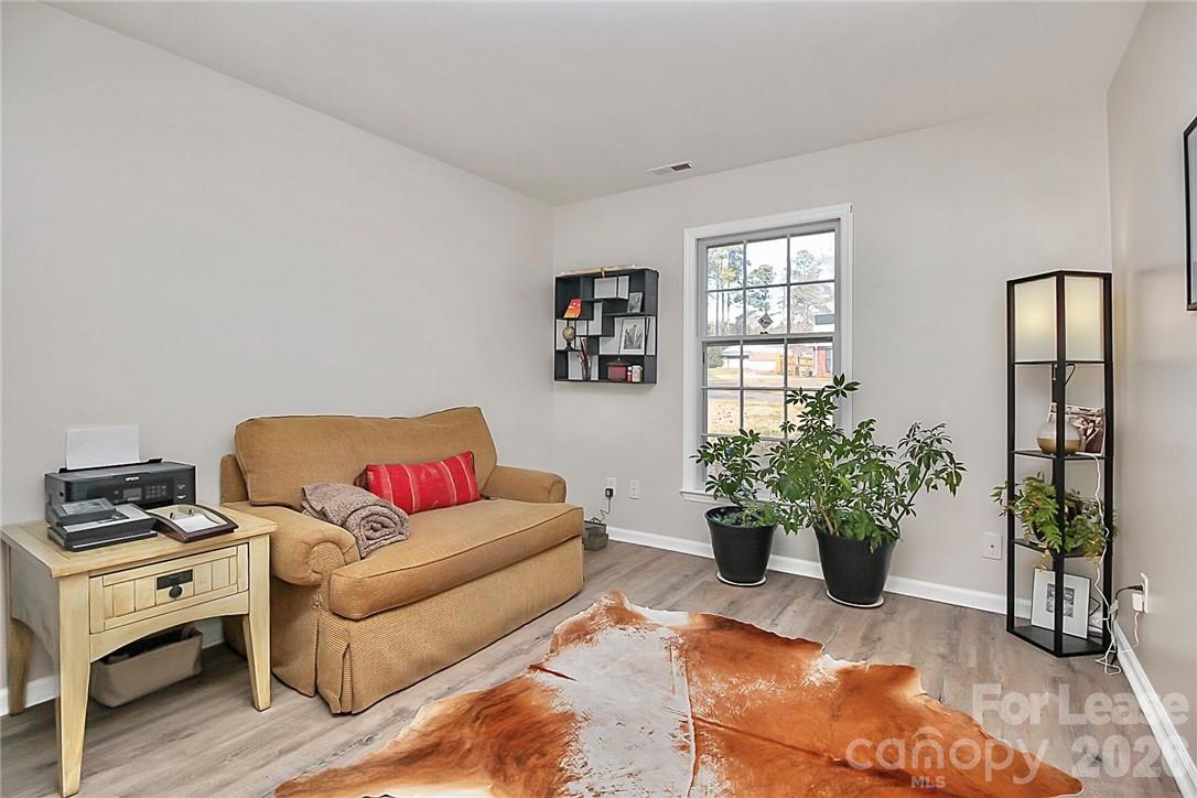 Falconbridge - Residential Lease