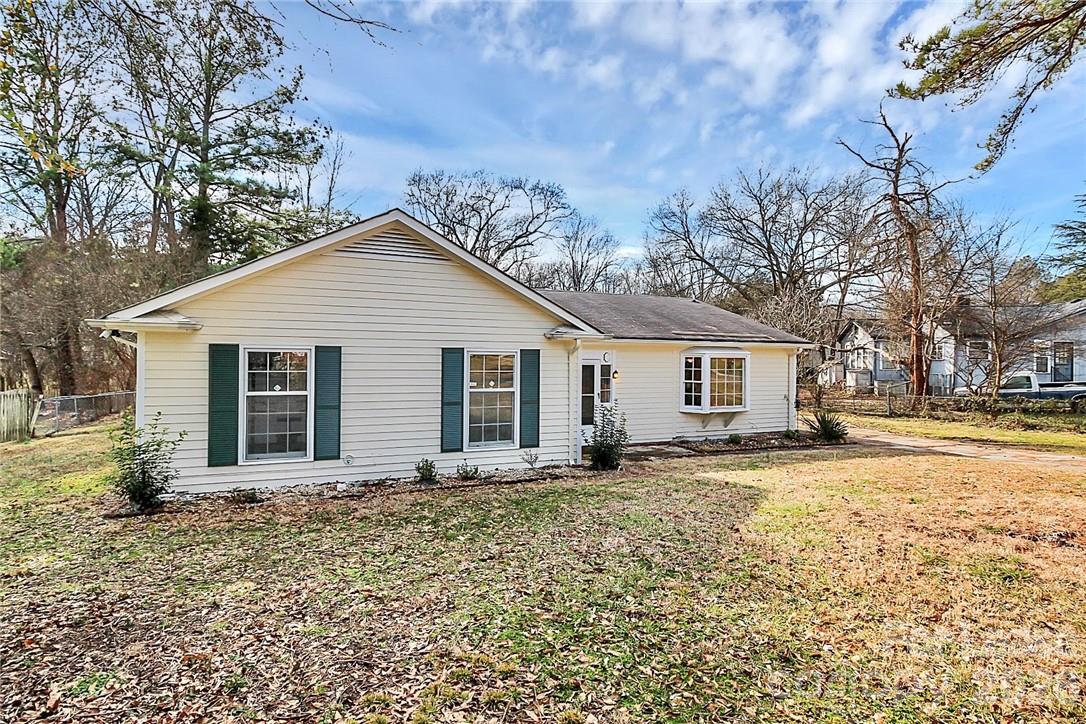 8729 Timbercrest Circle