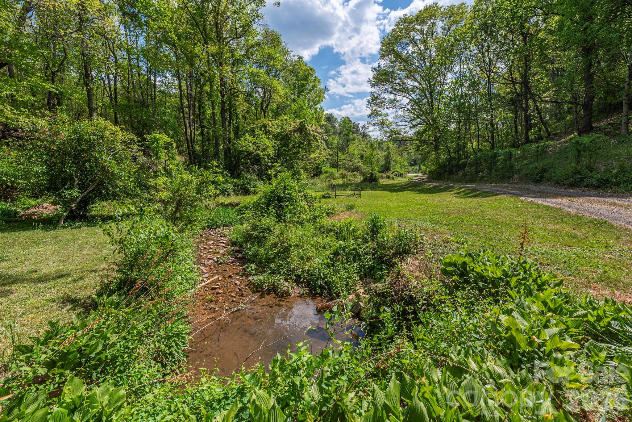 155 Old Starnes Cove Road