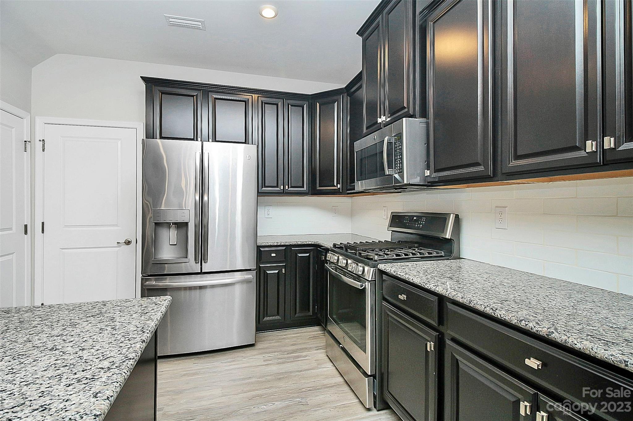 Mariners Pointe at Smithstone - Residential