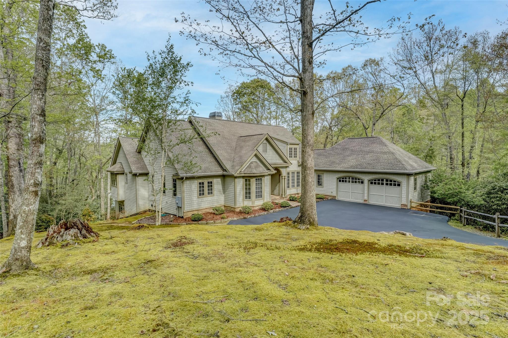 405 Kanasdatsi Drive