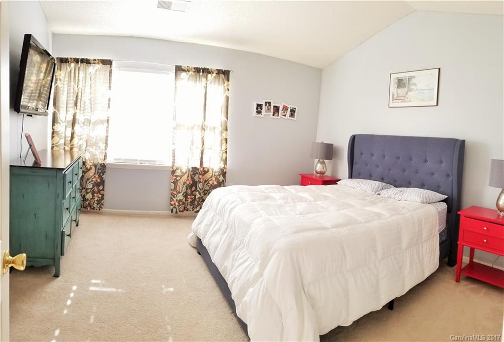 Maple Crest - Residential