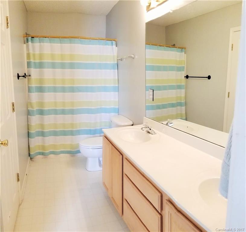 Maple Crest - Residential