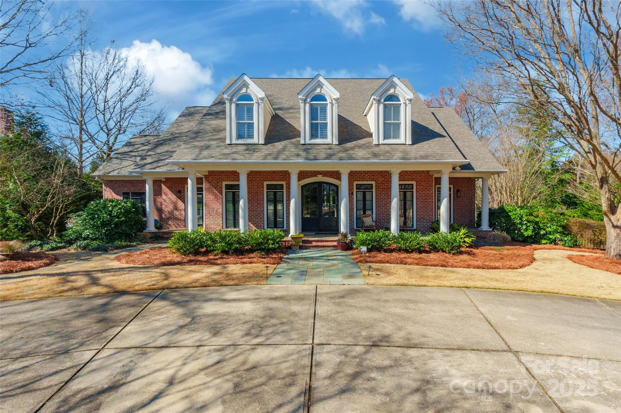 1996 Farrow Drive