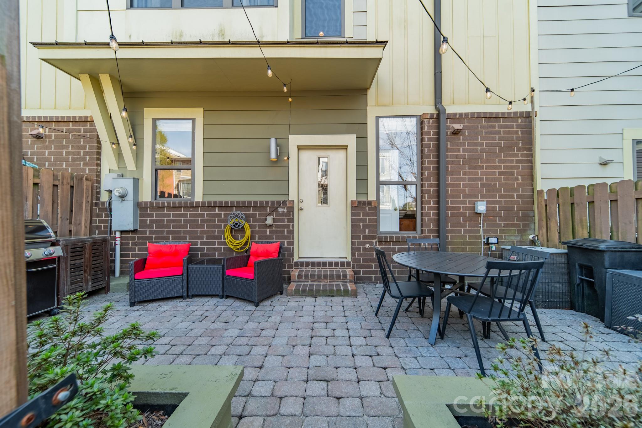 Steel Gardens - Residential