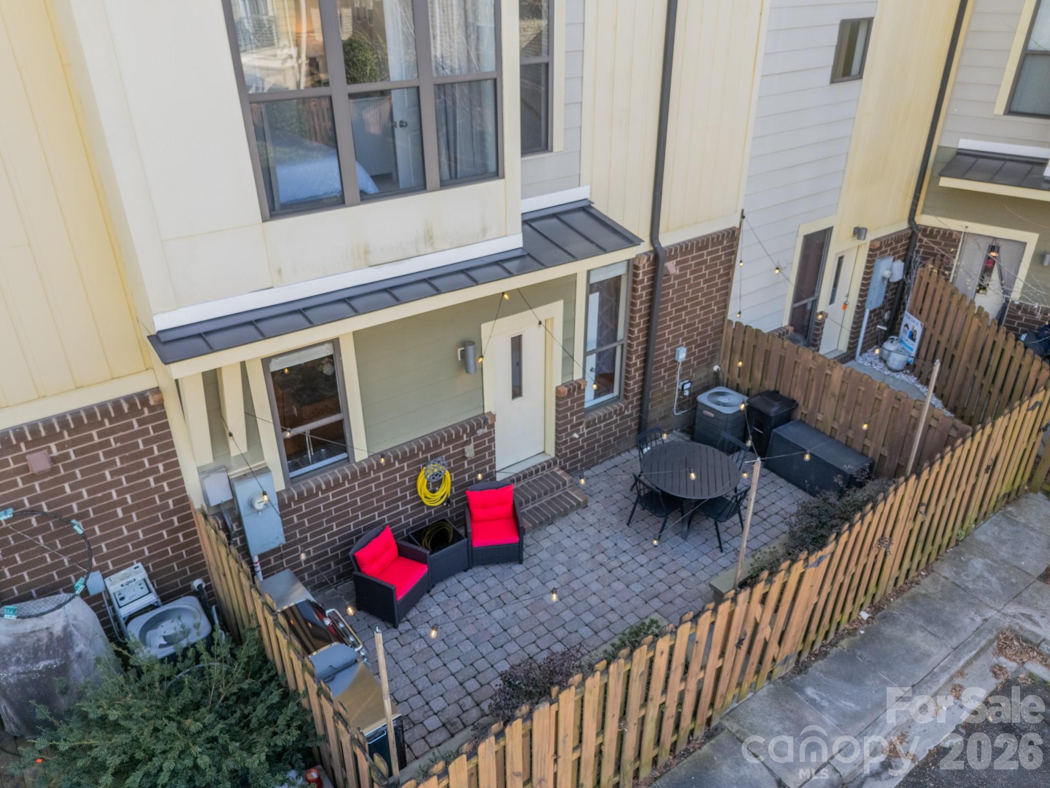 Steel Gardens - Residential