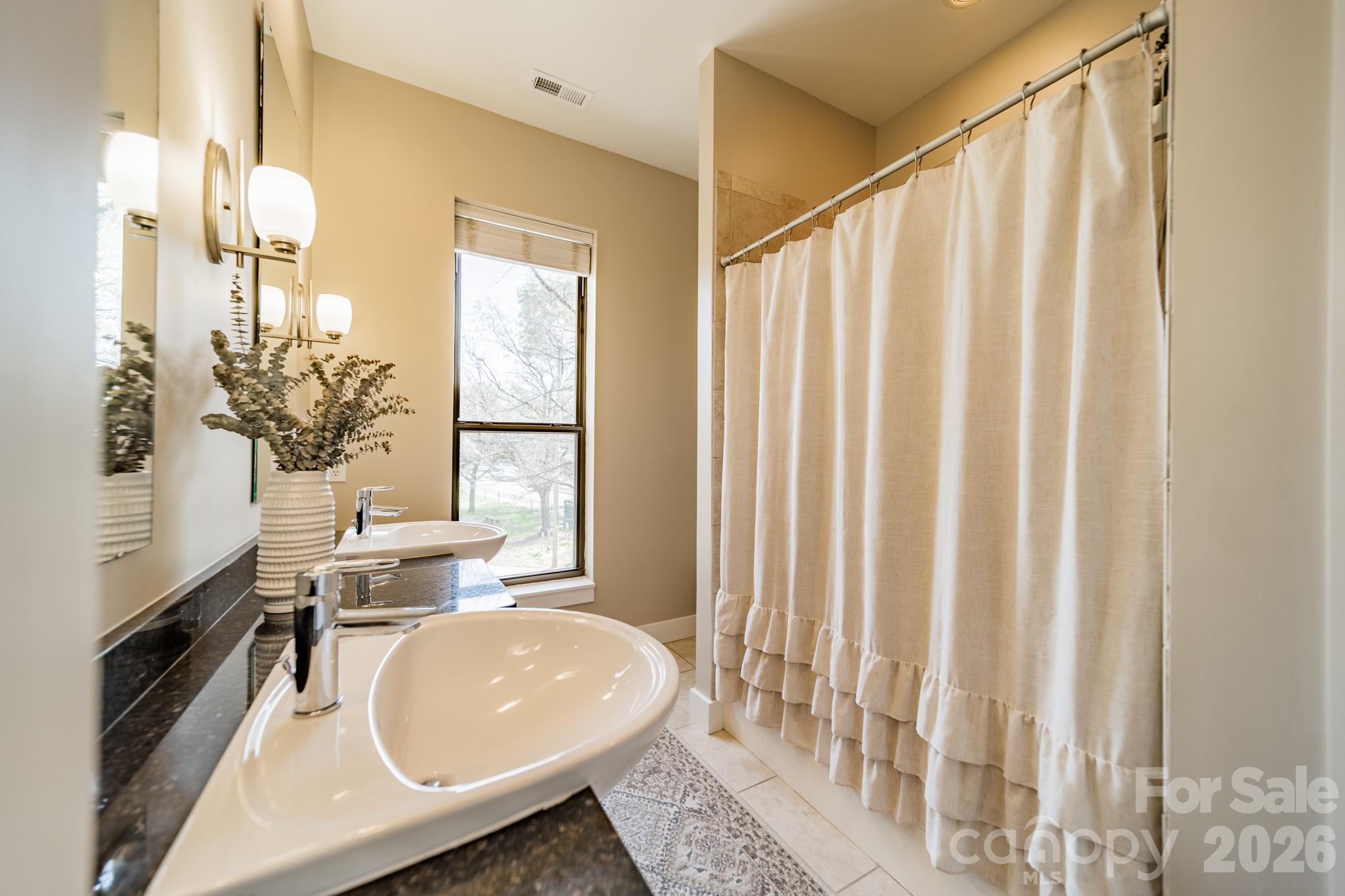 Steel Gardens - Residential