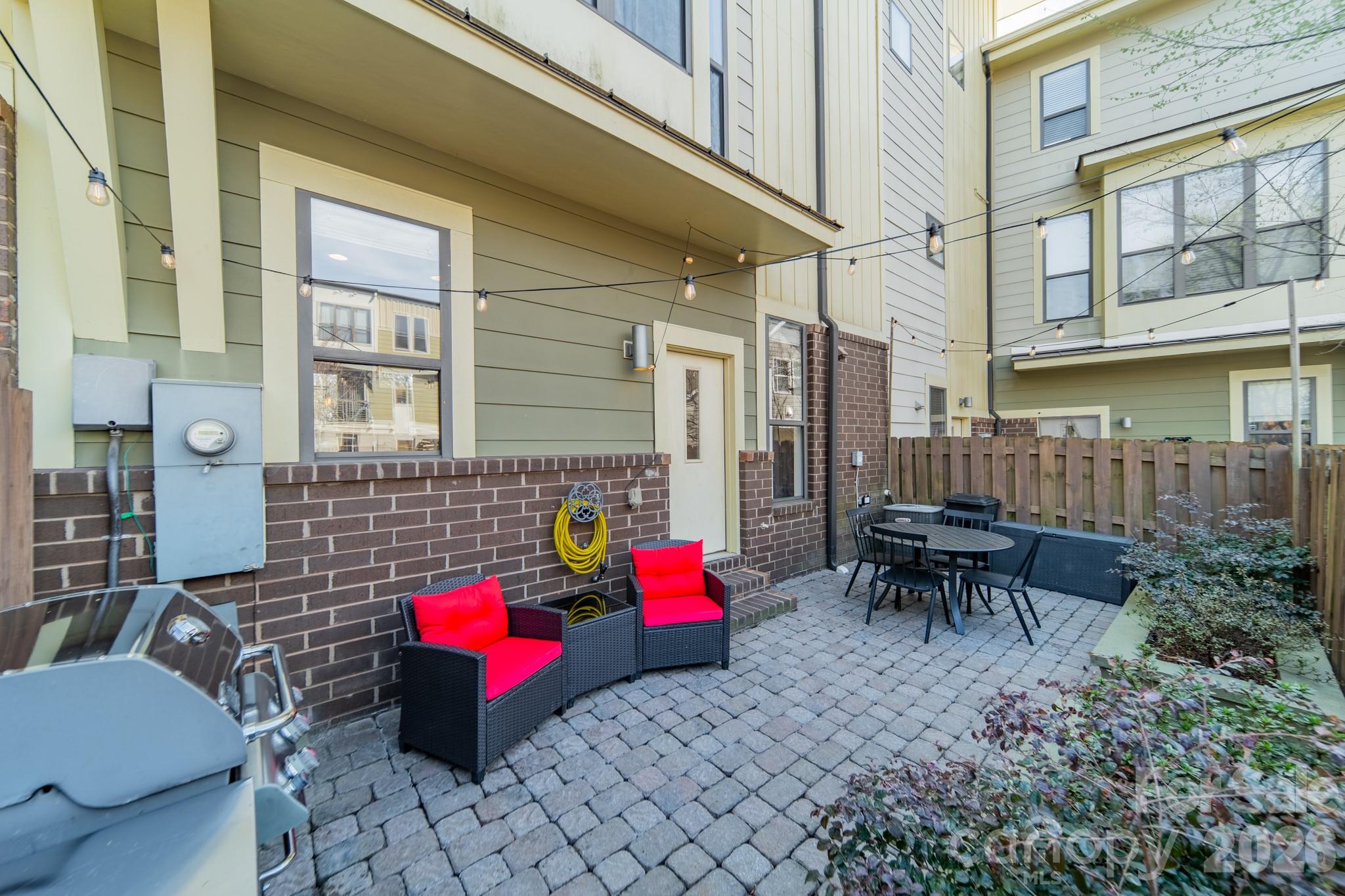 Steel Gardens - Residential