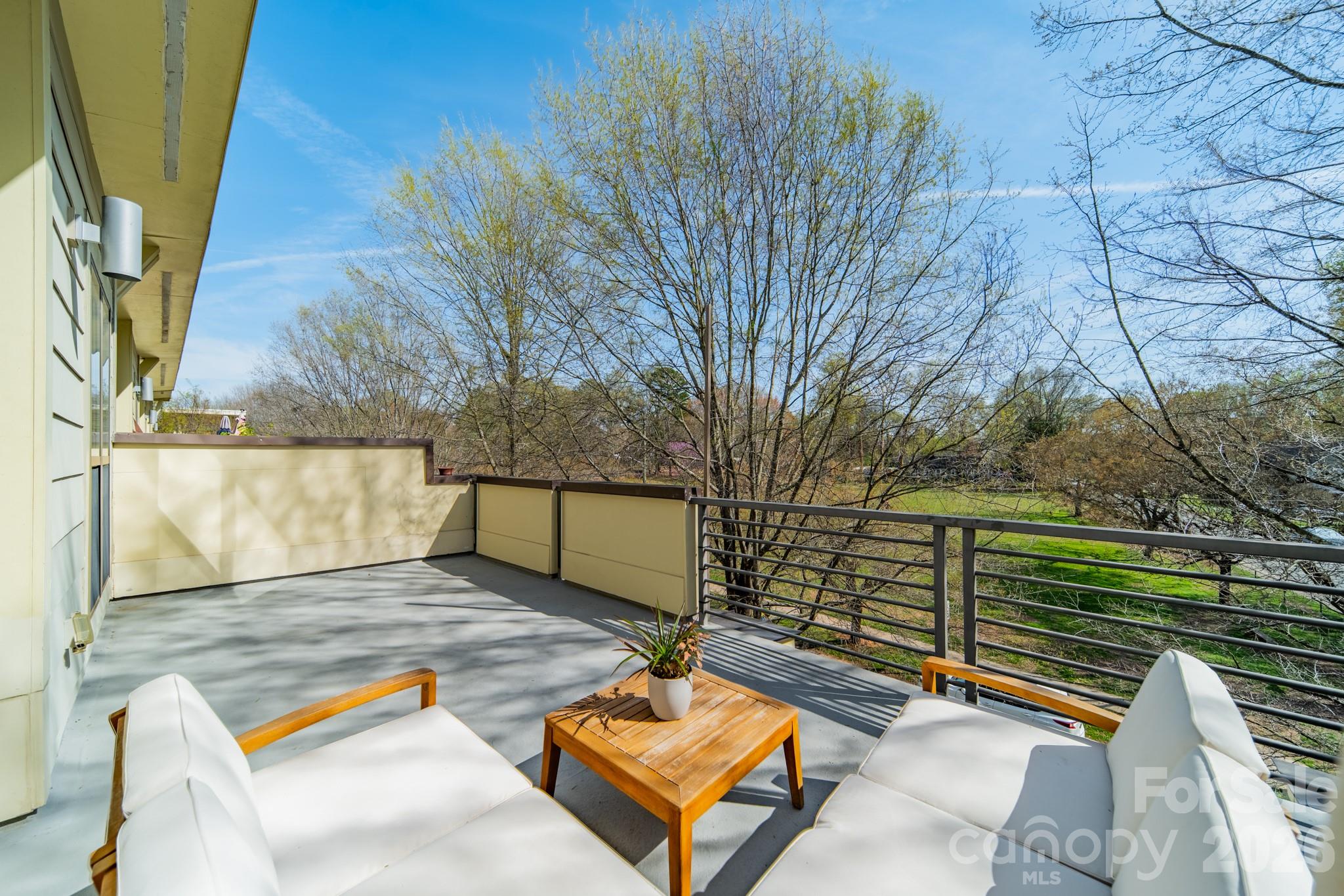 Steel Gardens - Residential