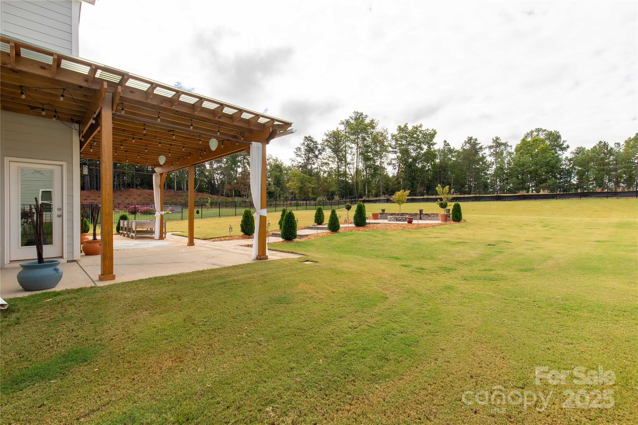 Edgewater - Residential