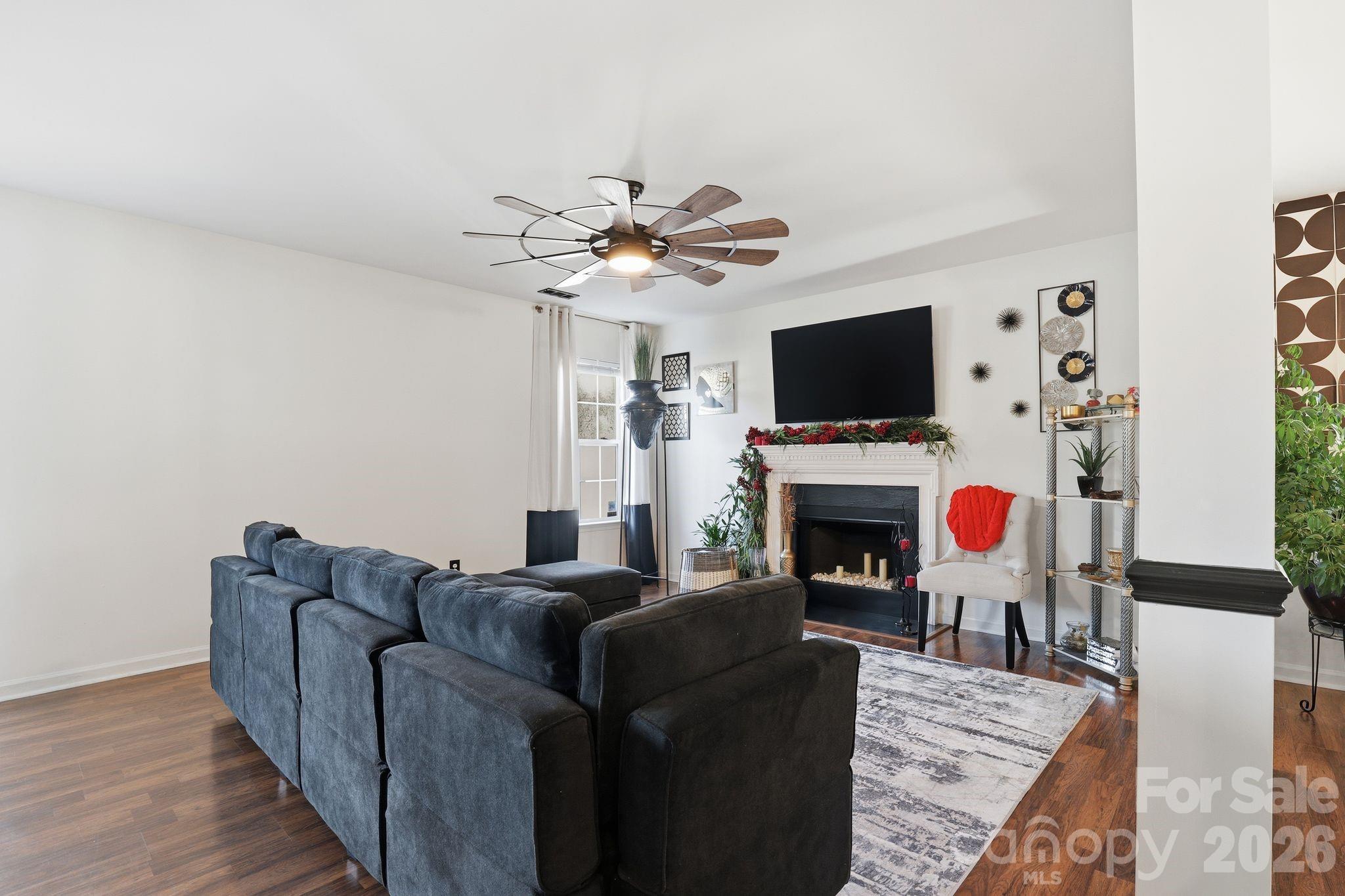 Sunset Oaks - Residential