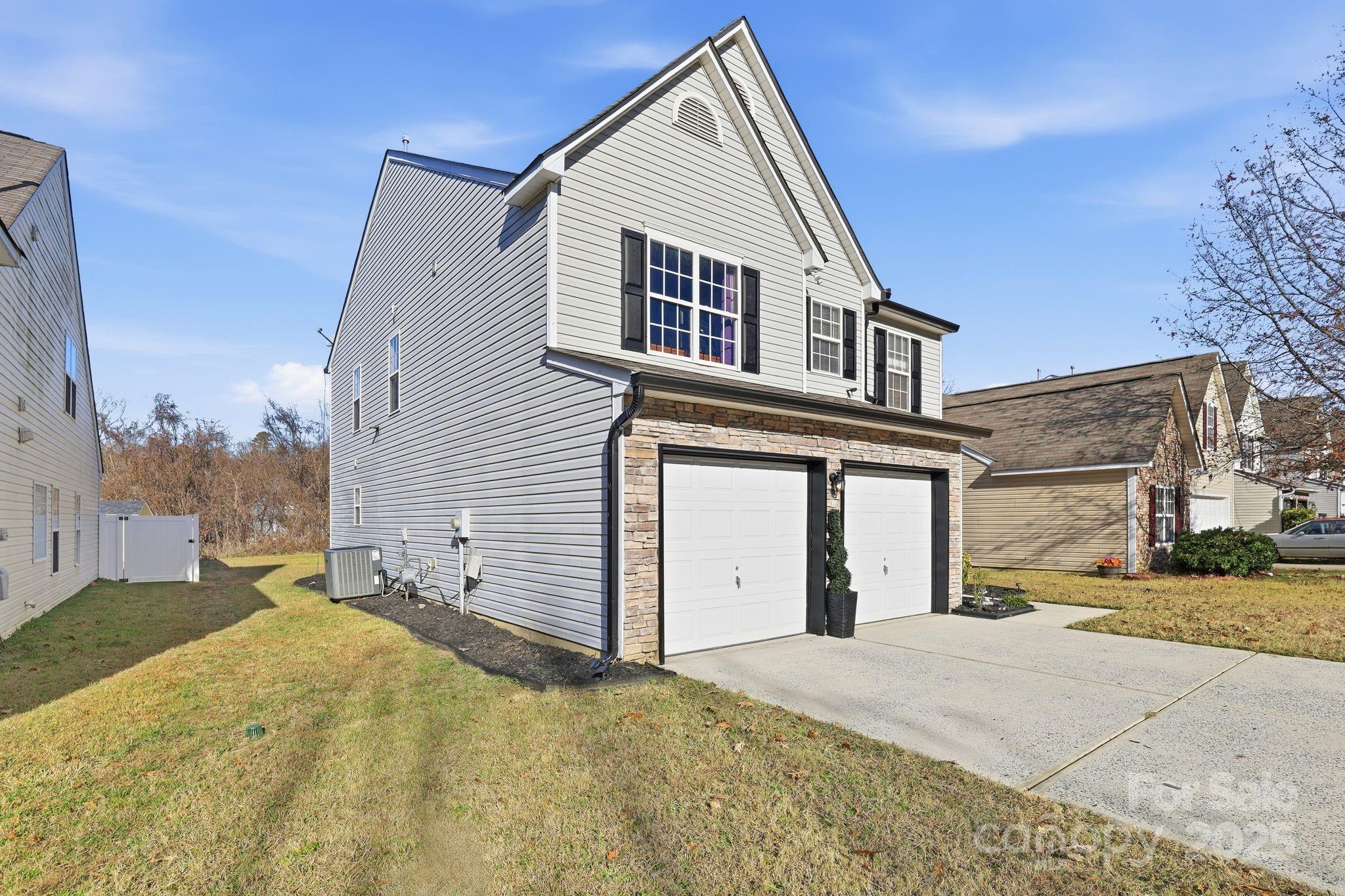 5825 Brookfield Pointe Drive