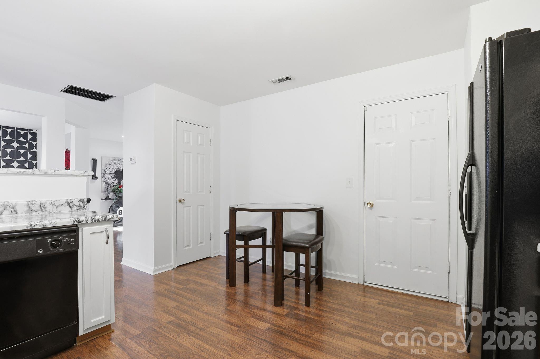 Sunset Oaks - Residential