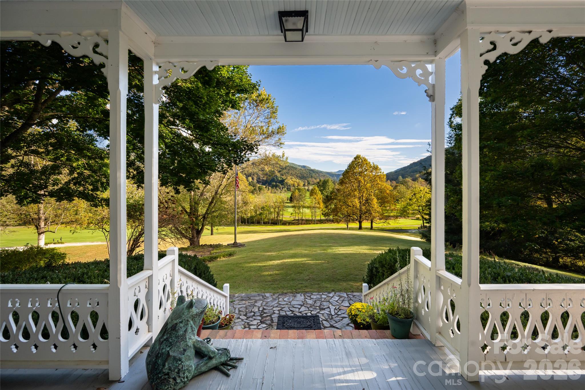 185 Country Club Drive