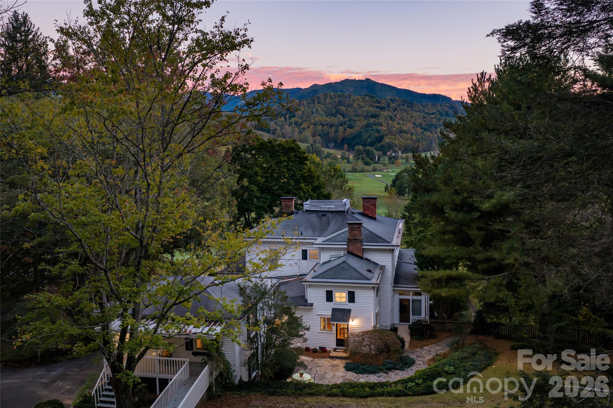 185 Country Club Drive