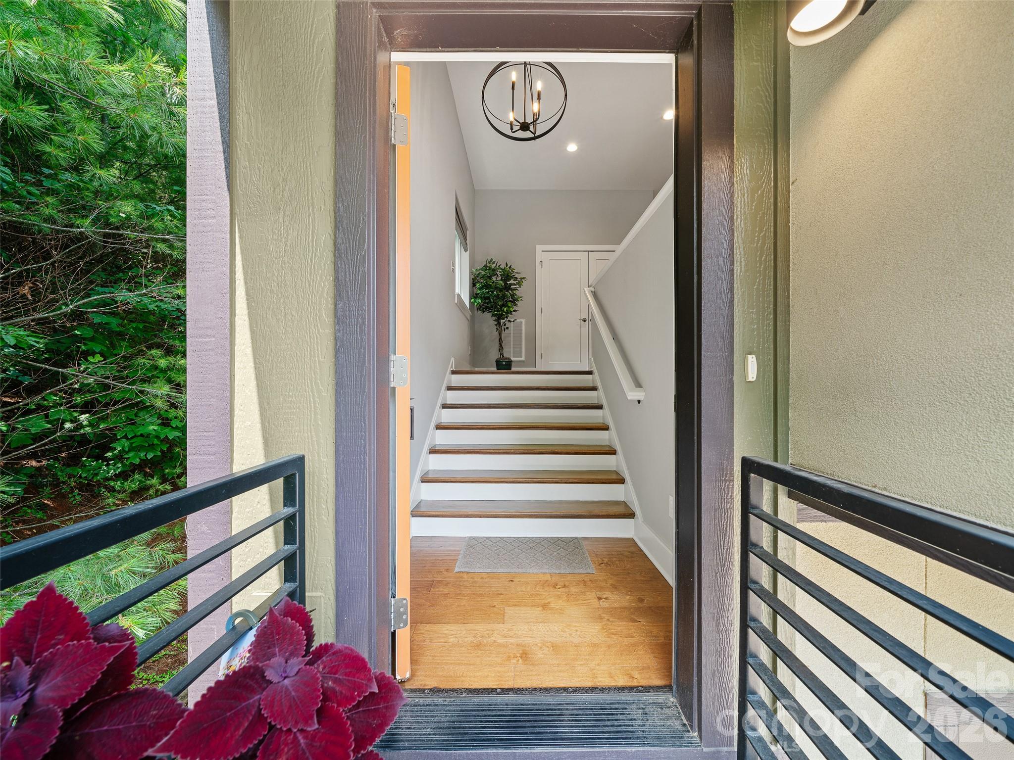 35 Macallan Lane