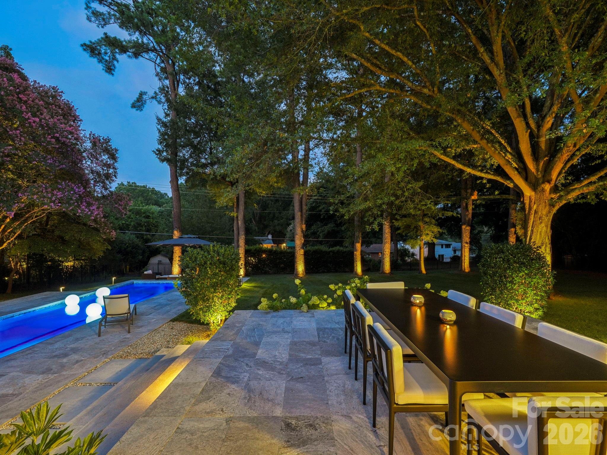 811 Lansdowne Road