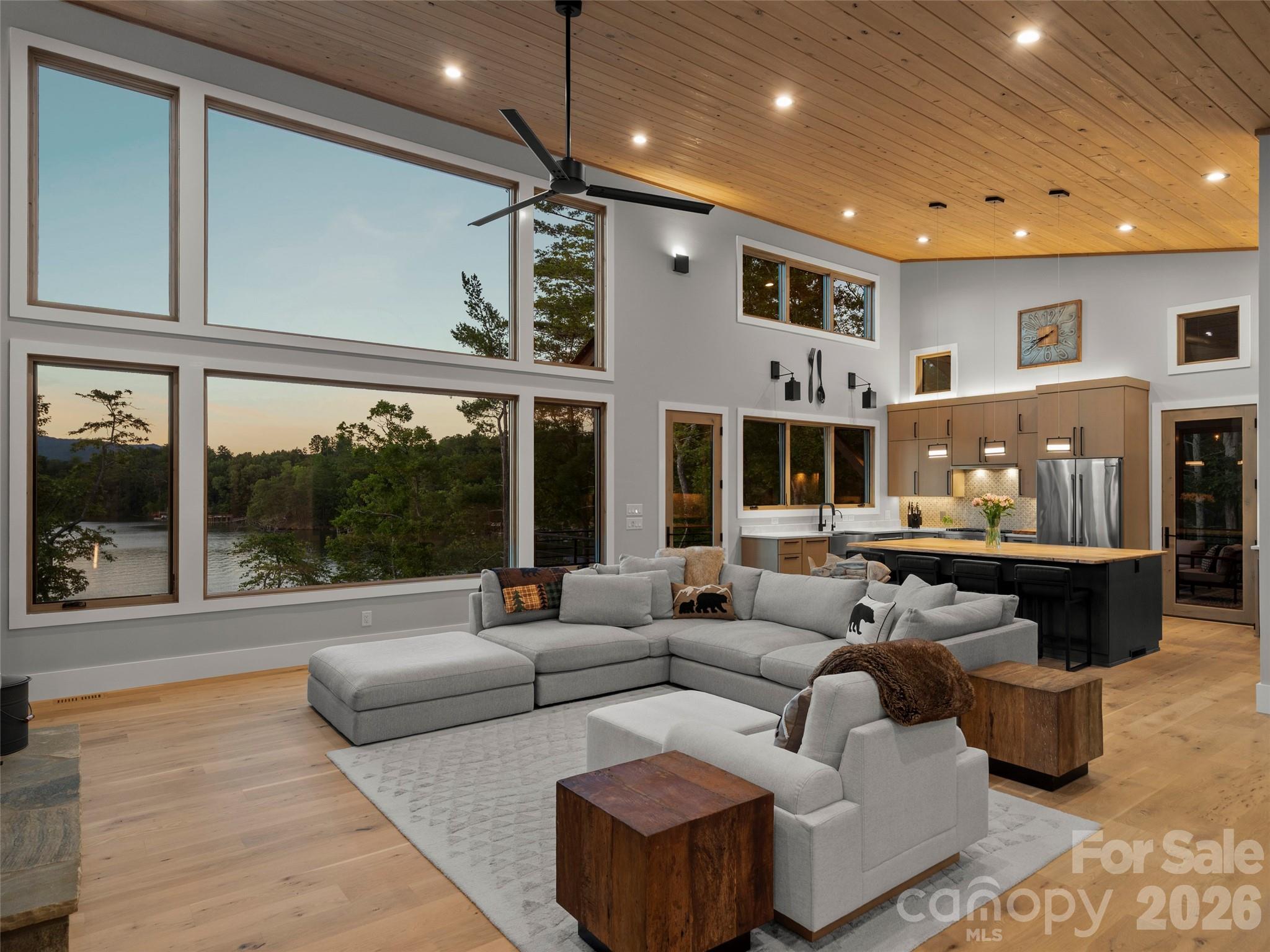 425 Dockside Drive