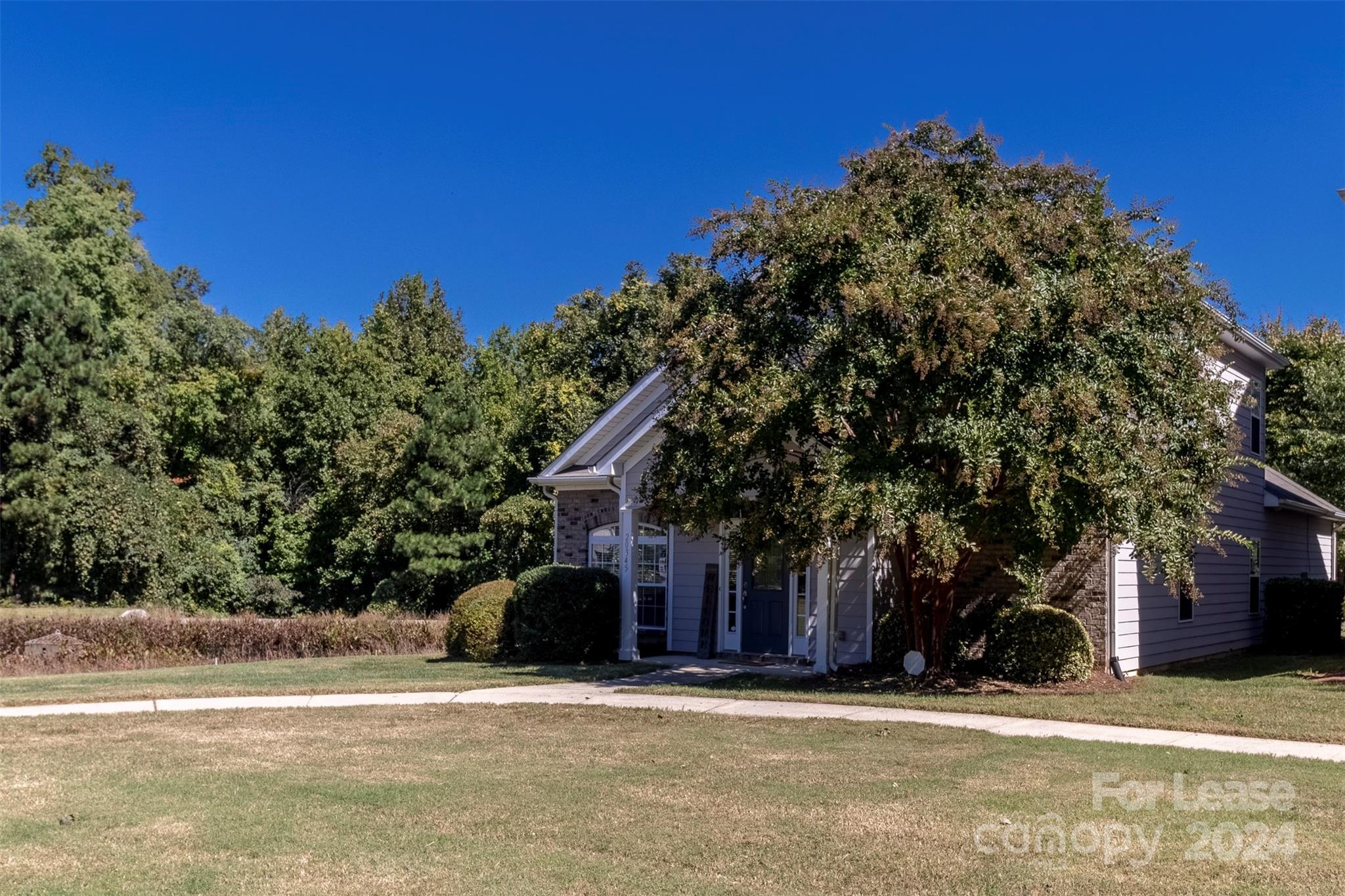 Harrogate At The Lake - Residential Lease