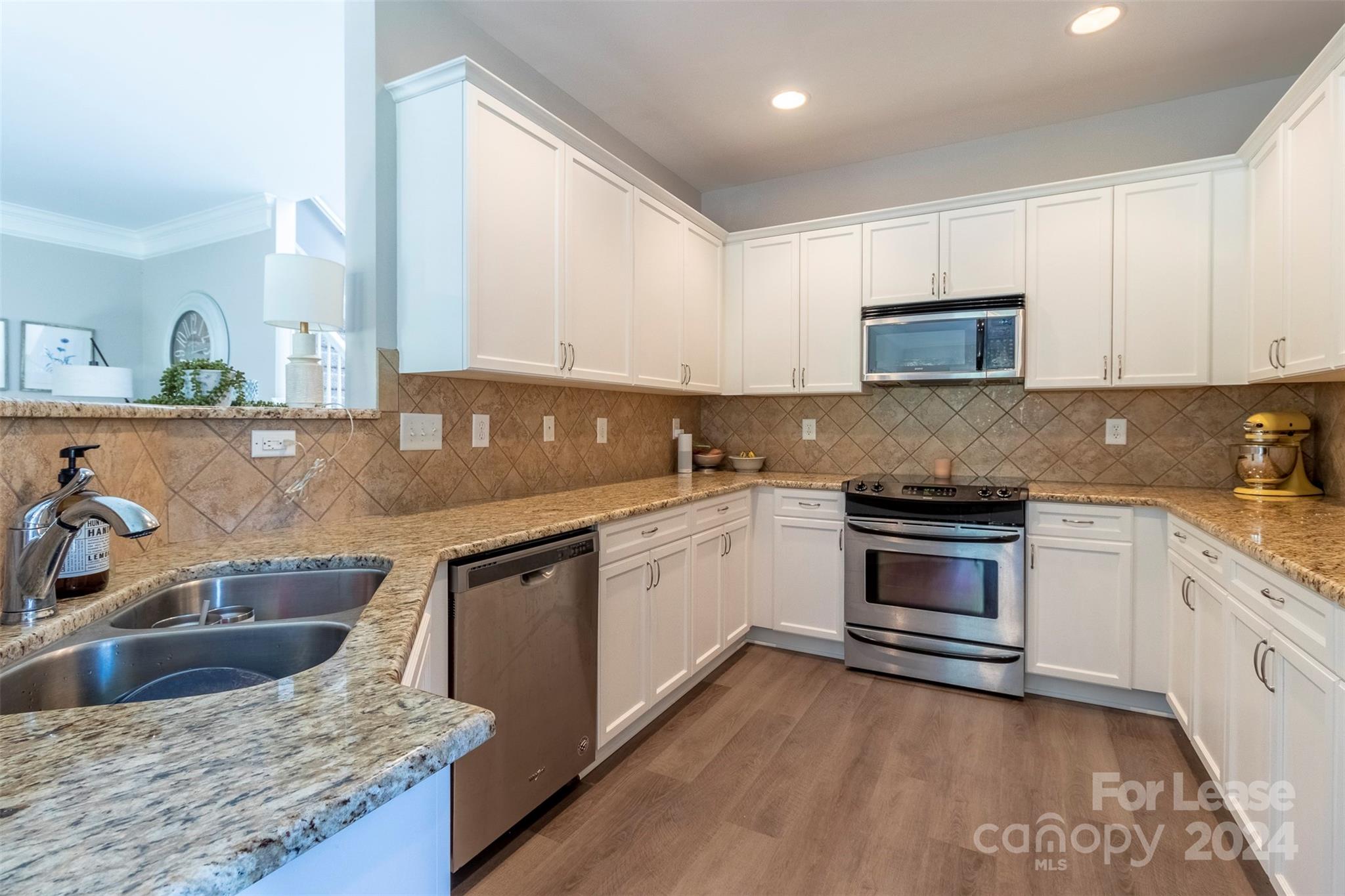 Harrogate At The Lake - Residential Lease