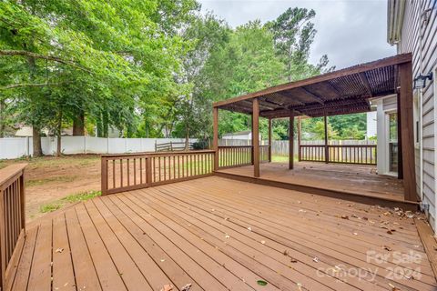 A home in Huntersville