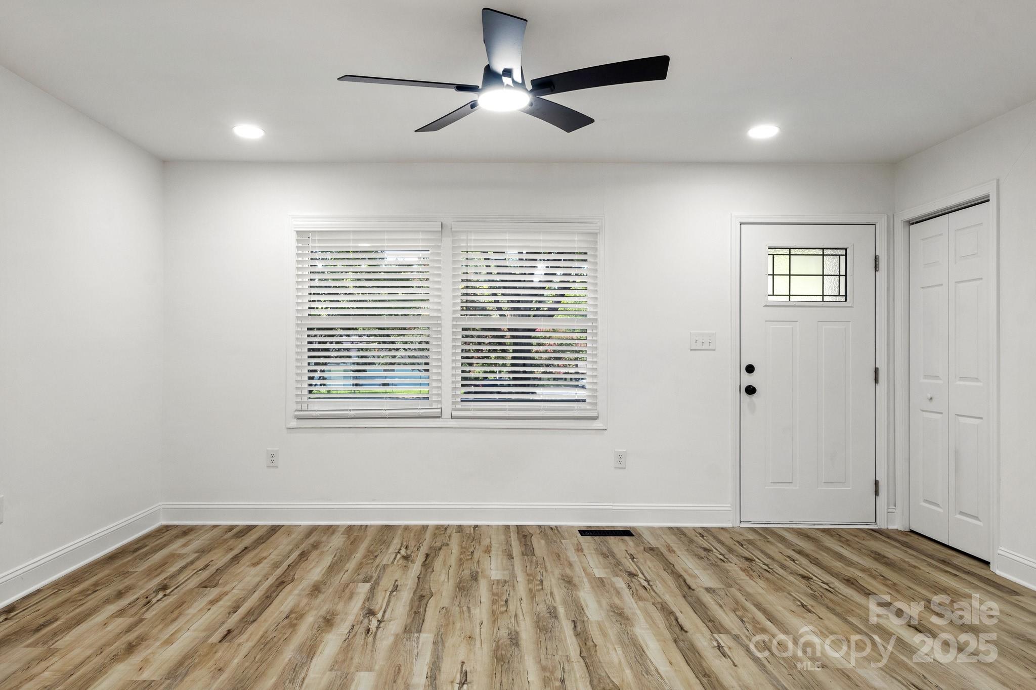 1620 Vogel Court