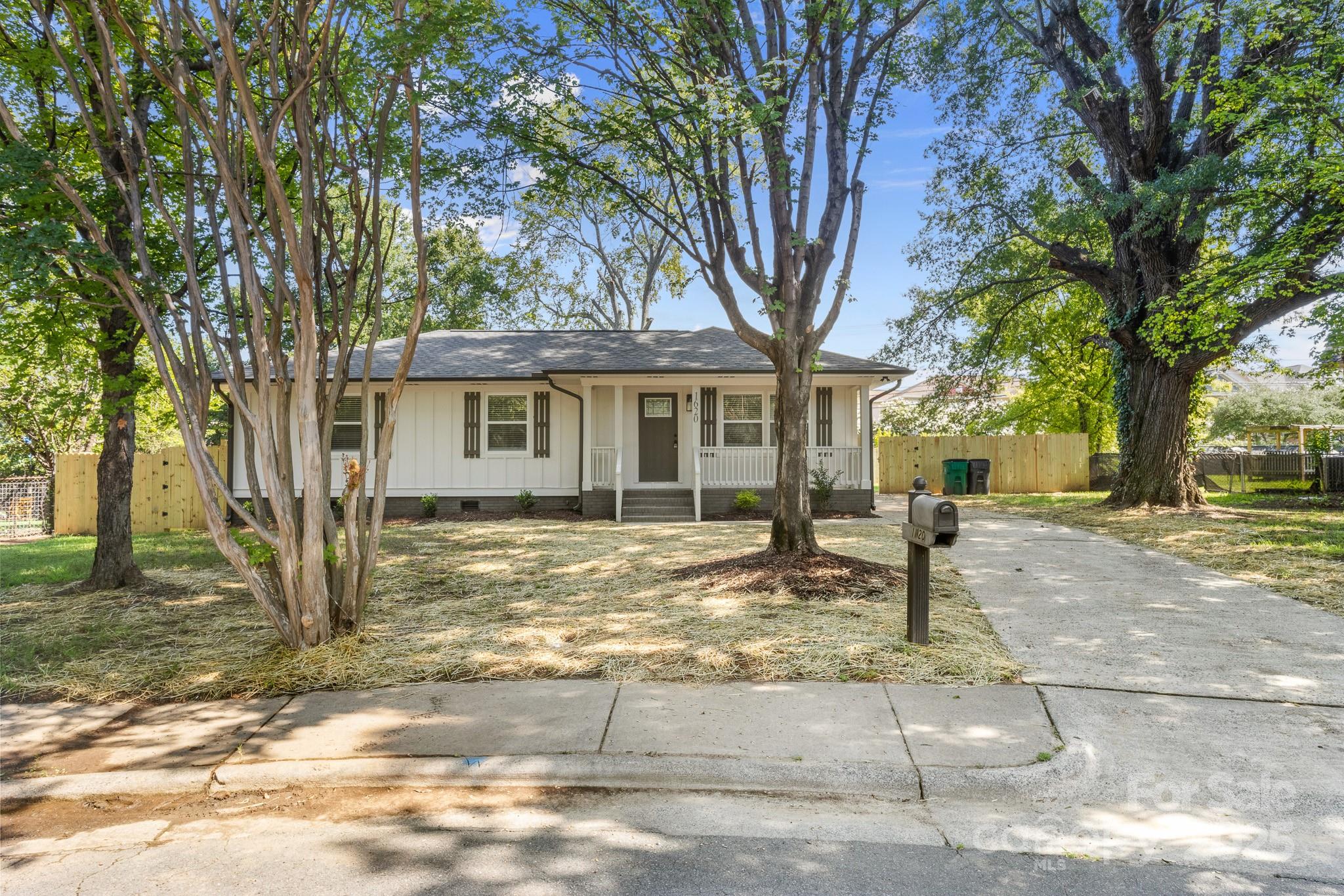1620 Vogel Court