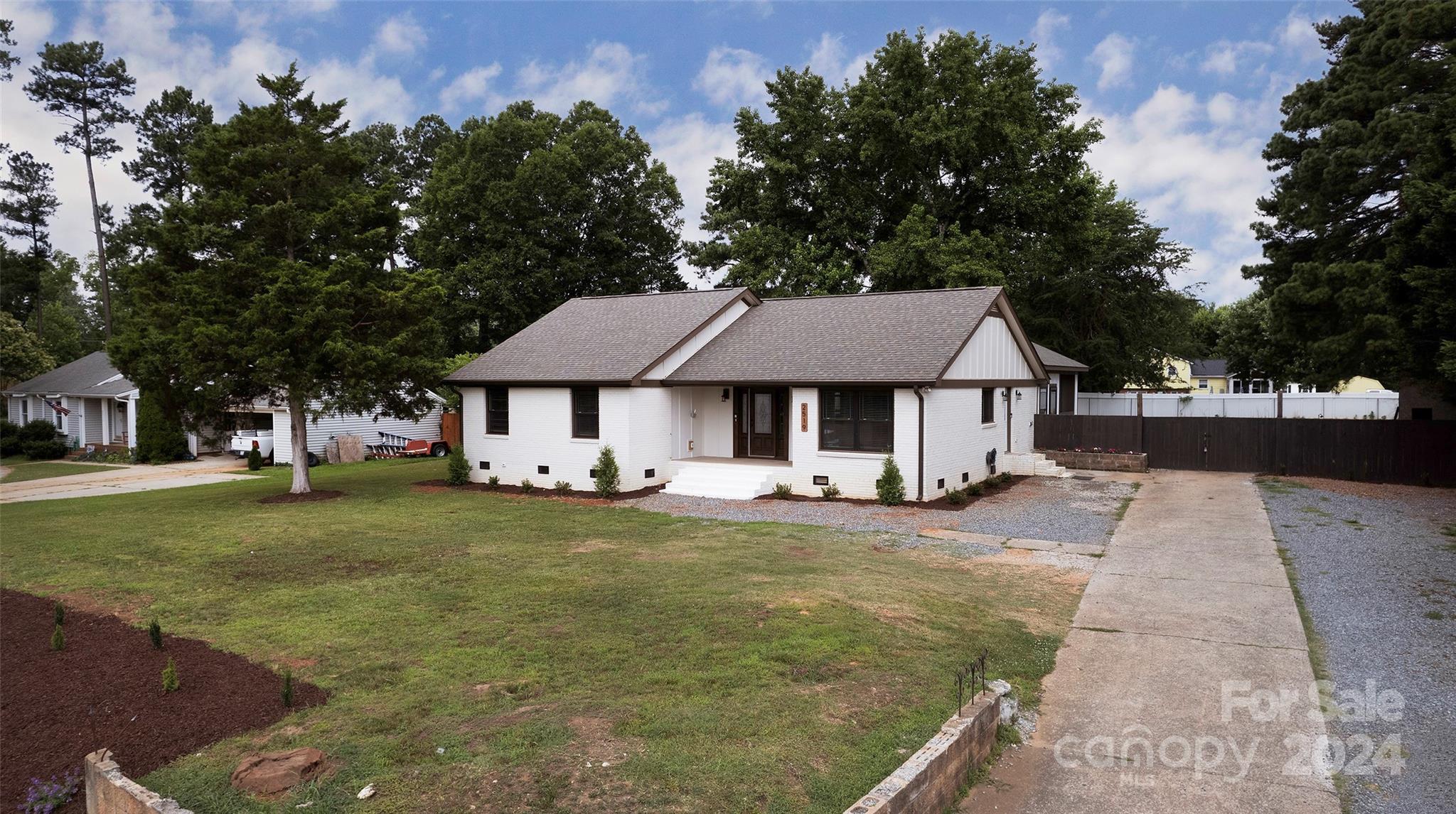 Wood Hollow - Residential