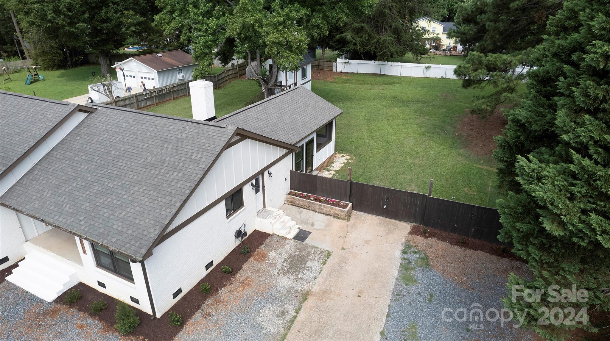 Wood Hollow - Residential