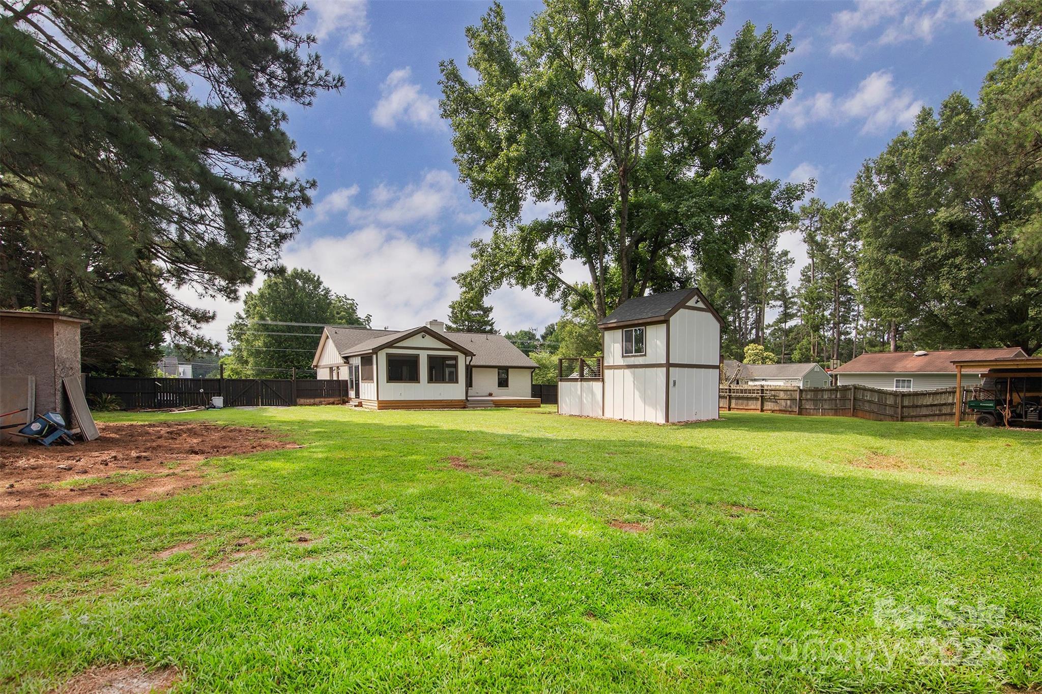 Wood Hollow - Residential