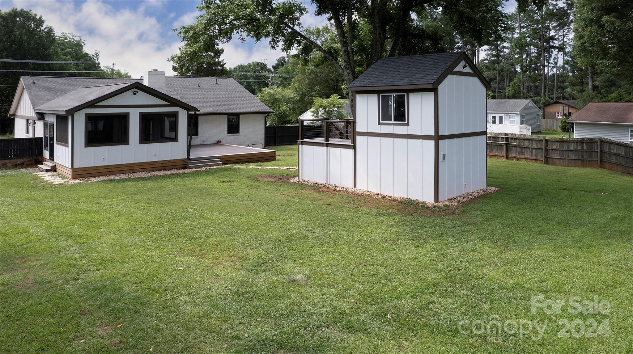 Wood Hollow - Residential