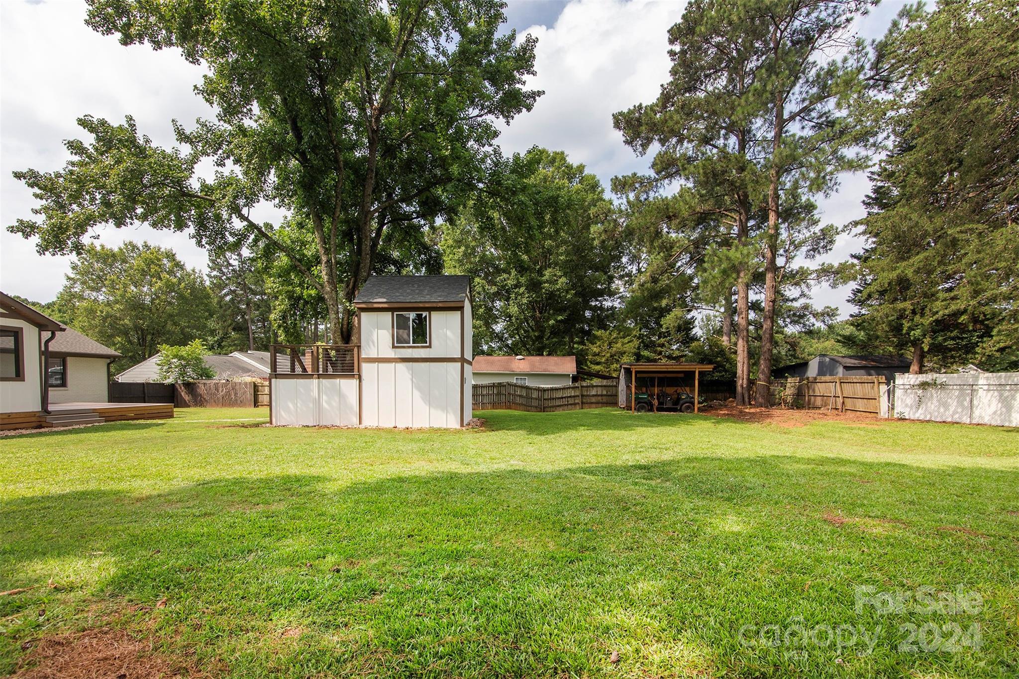 Wood Hollow - Residential