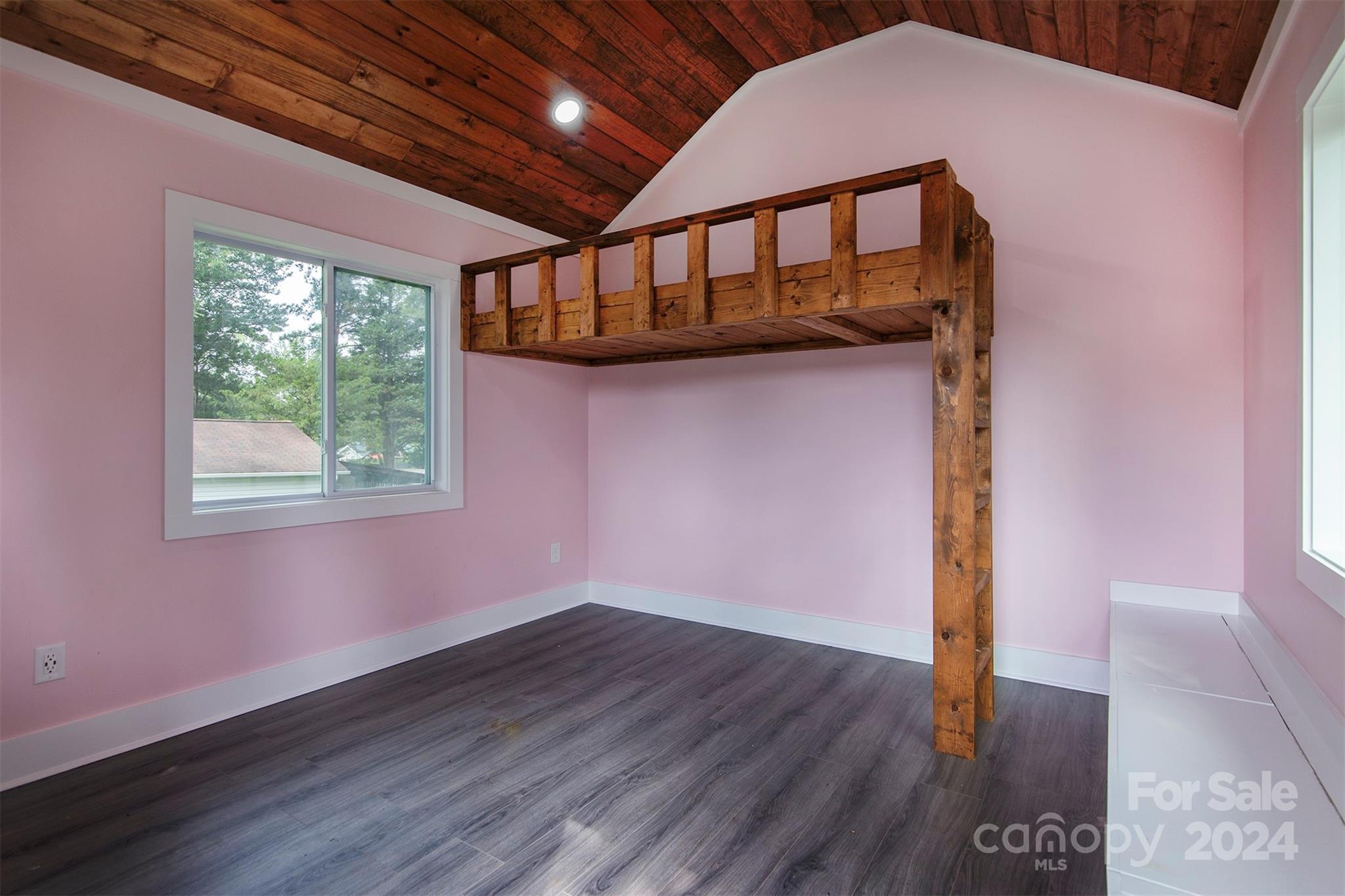 Wood Hollow - Residential