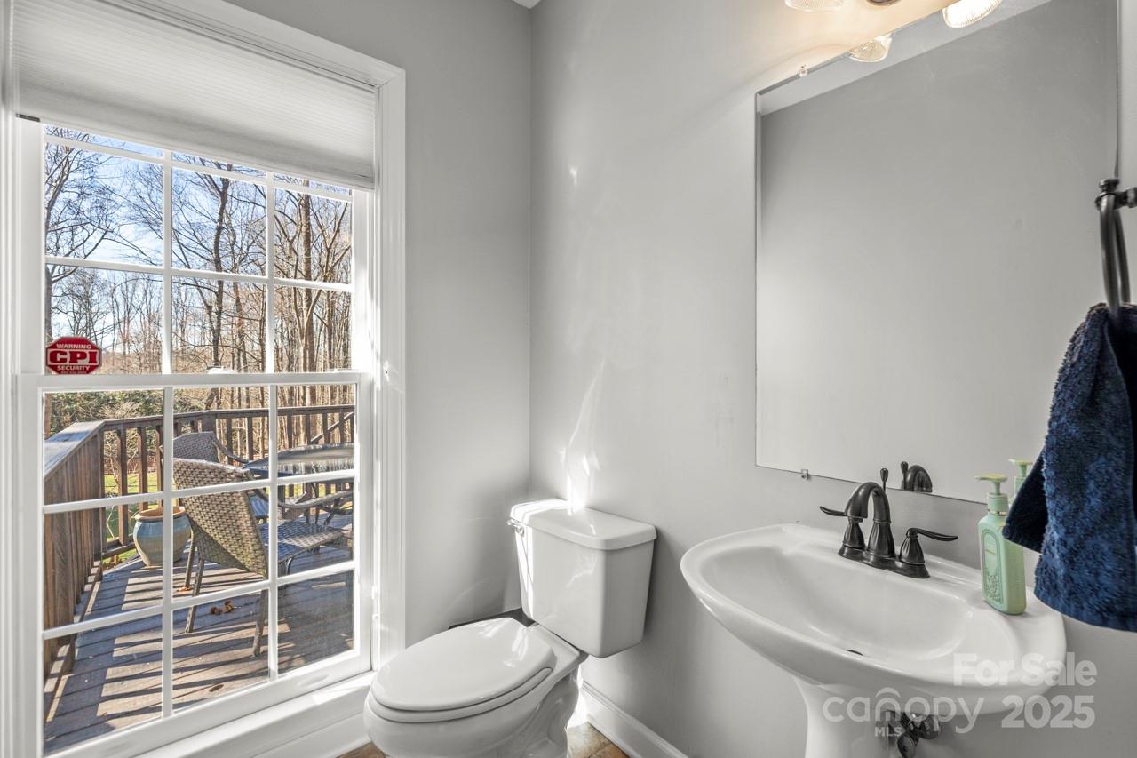 8802 Glenside Street