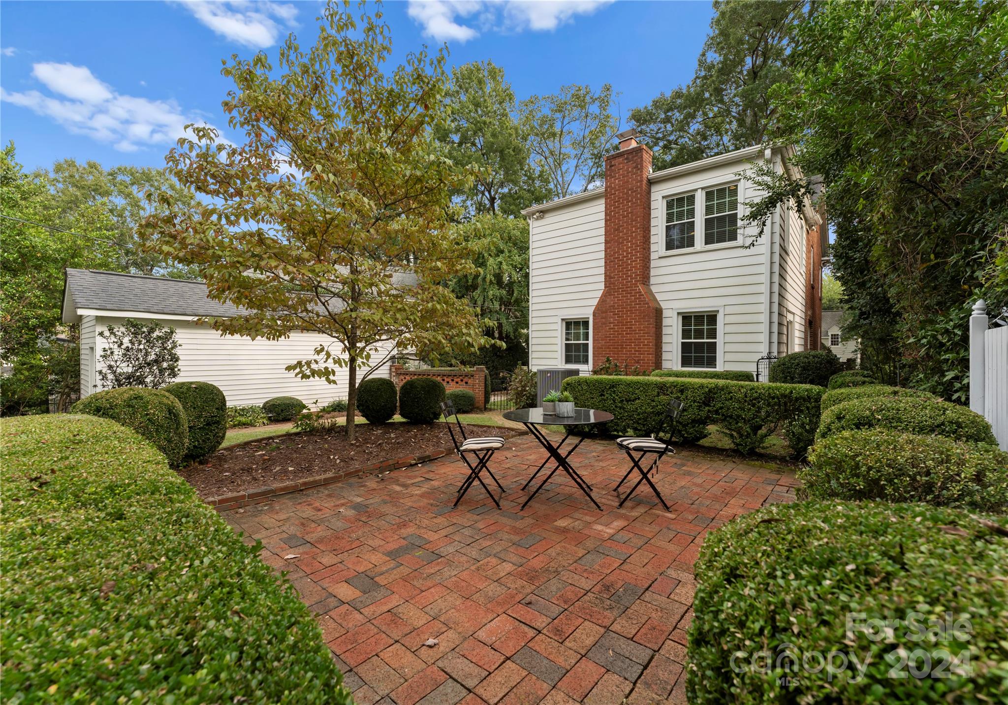 Myers Park - Residential