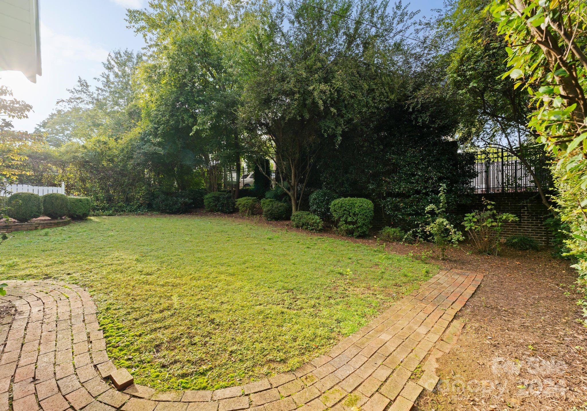 Myers Park - Residential