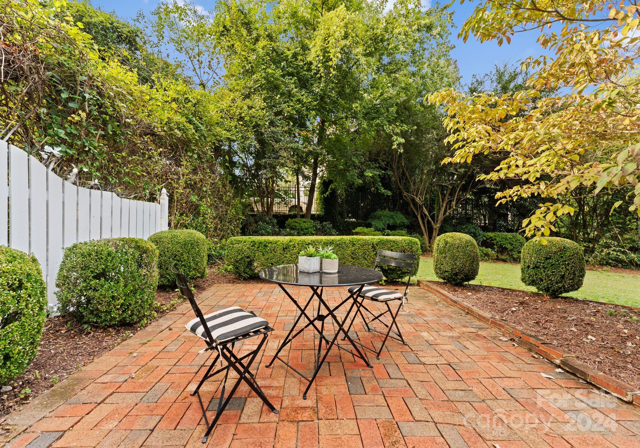 Myers Park - Residential