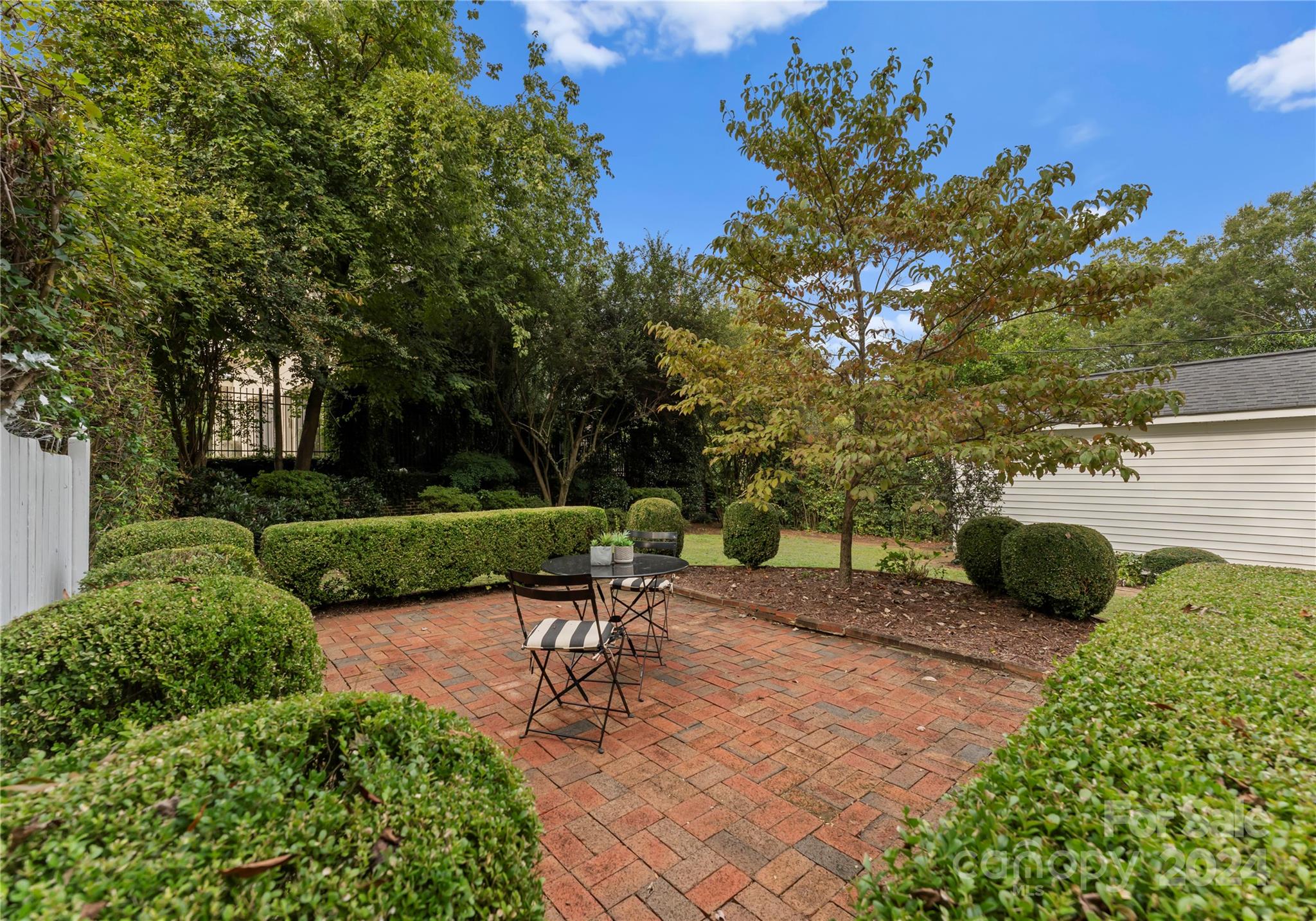 Myers Park - Residential